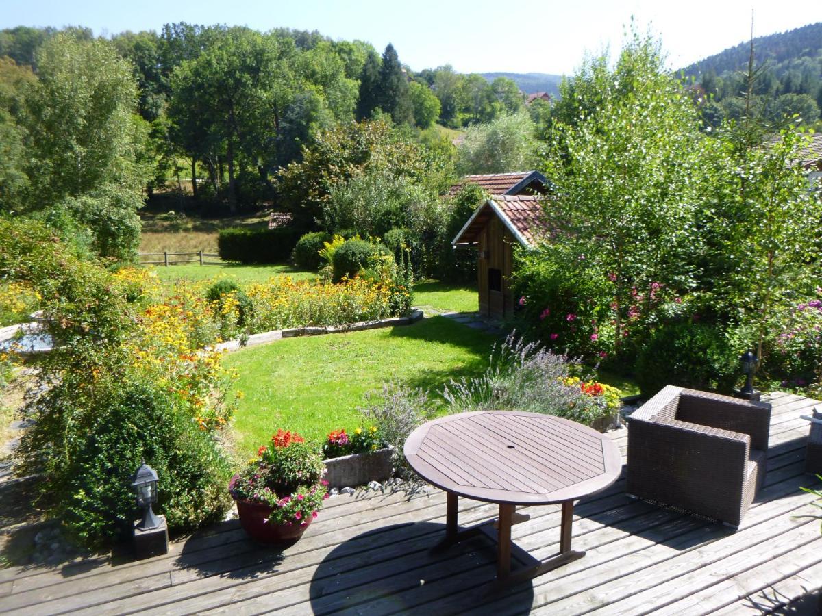Chez Marlyse-Chambres Et Table D'Hotes Saint-Maurice-sur-Moselle Eksteriør bilde
